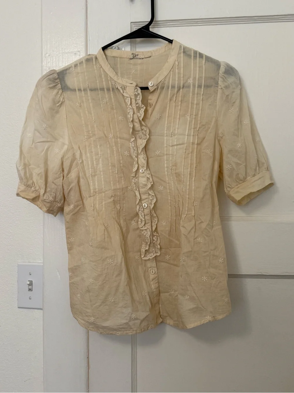 Boden Cream Ruffle-Front Short Sleeve Blouse